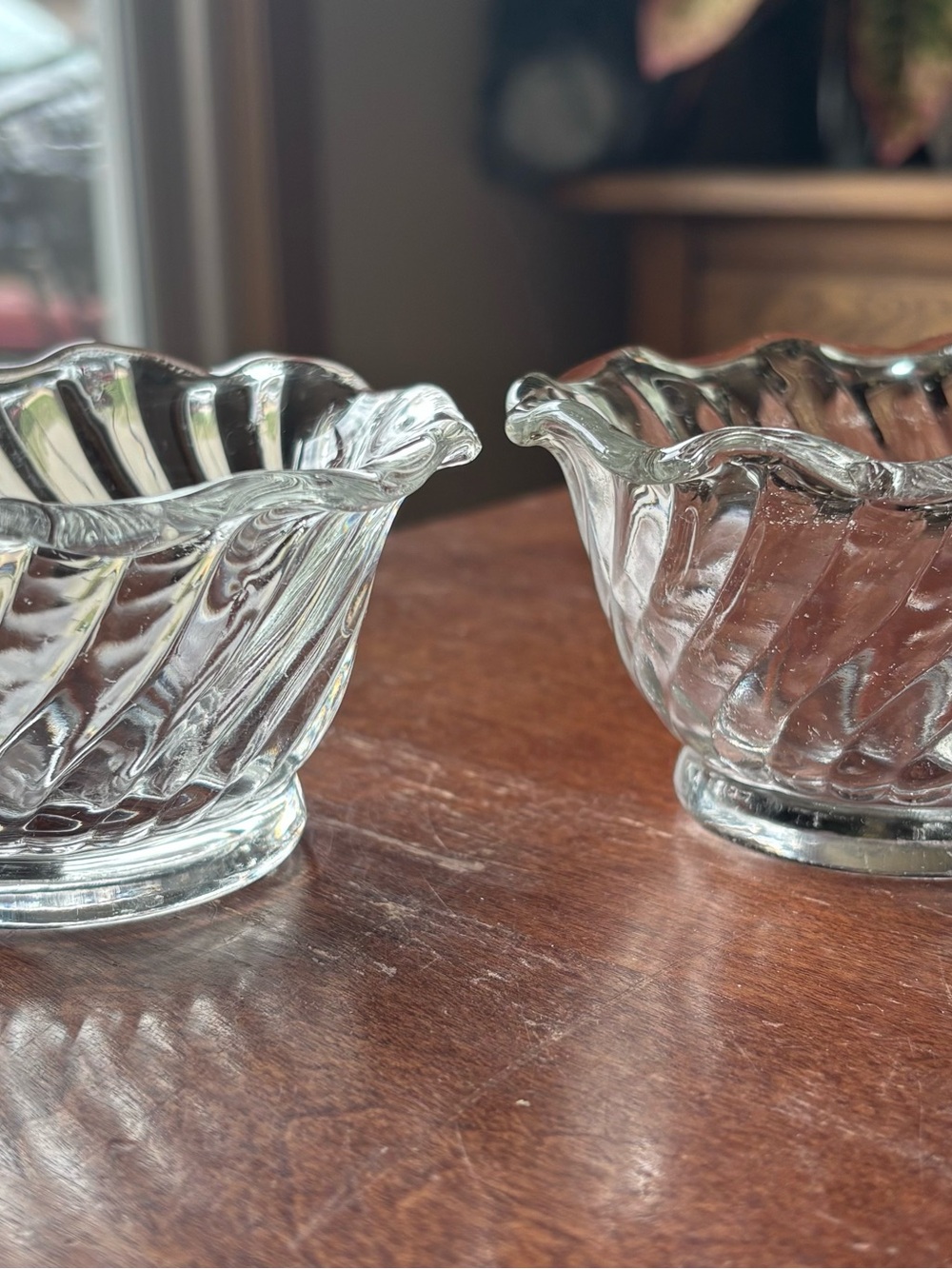 Vintage Pressed Glass Dessert, Fruit or Sherbet Cups Swirl Pattern, Ruffled 2pc